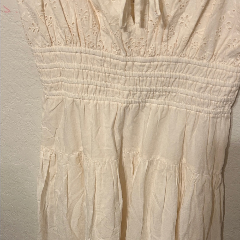 🎒LUCKY BRAND Light Cream Eyelet Midi Dress with Smocked Back size L GUC - Picture 5 of 16